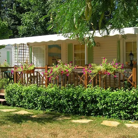 Camping La Roucateille 3*