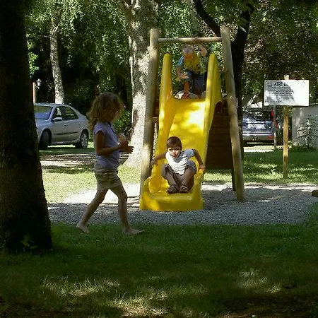 Campsite Camping La Roucateille